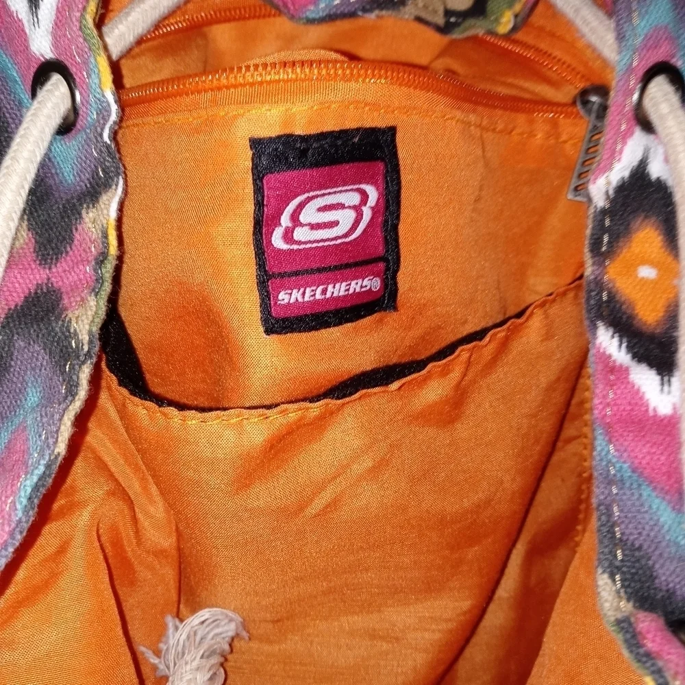 Skechers Aztec Print Canvas Cinch Hobo Backpack 73901 lined drawstring closure